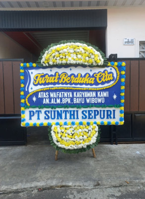 Papan Bunga Duka di Pulasaren